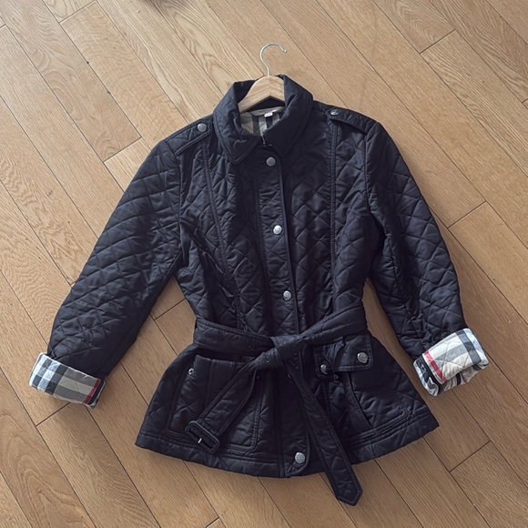 Black Burberry Quilted Jacket - AUTHENTIC - Picture 3 of 7